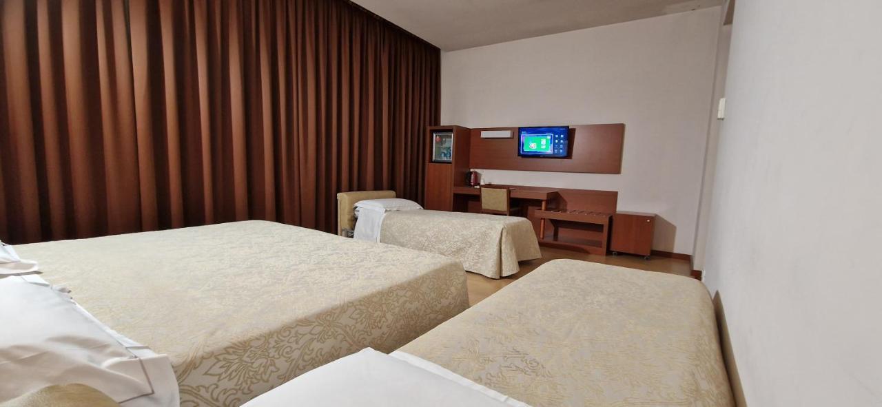 Bella Italia Palace Hotel Νοβάρα Εξωτερικό φωτογραφία