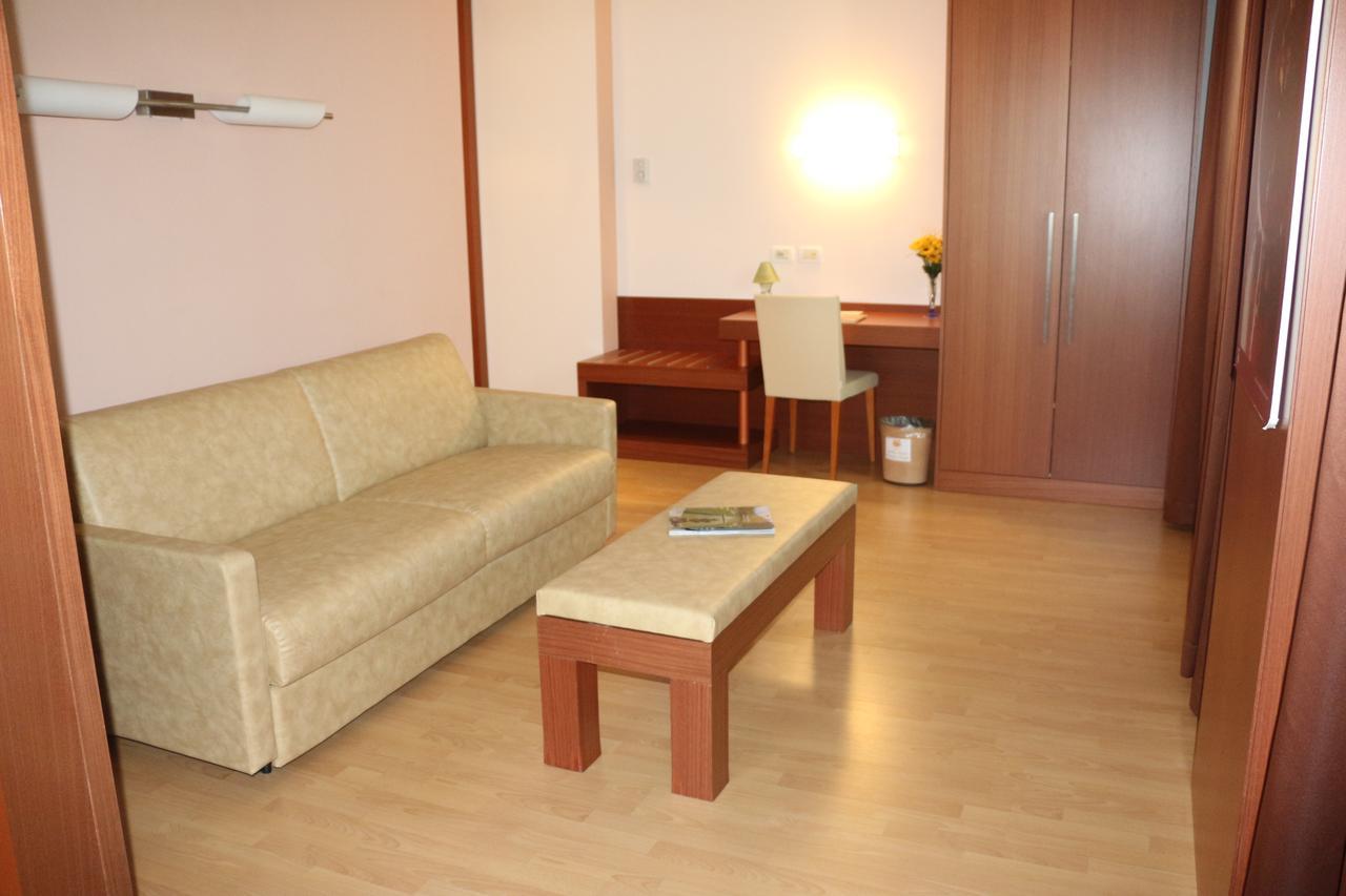 Bella Italia Palace Hotel Νοβάρα Εξωτερικό φωτογραφία